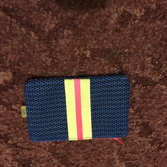 Ipsy Bags - Picture 6 of 8